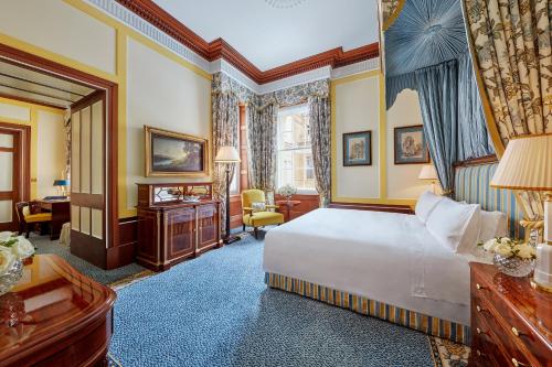 Premier Room
