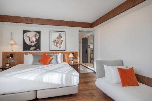 The Level Grand Premium Room with Executive Lounge Access