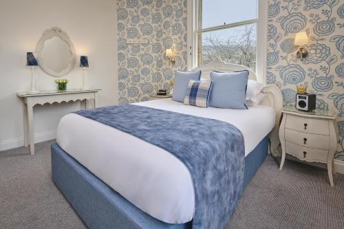 Standard Double Room - Garden View