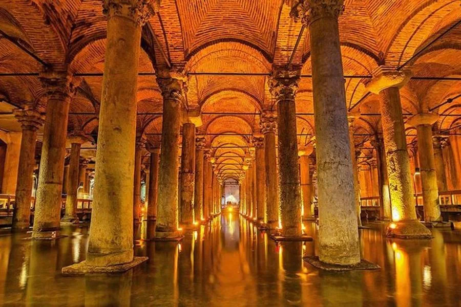 Basilica Cistern with Audio Guide: Official Entry Ticket and App – photo 2
