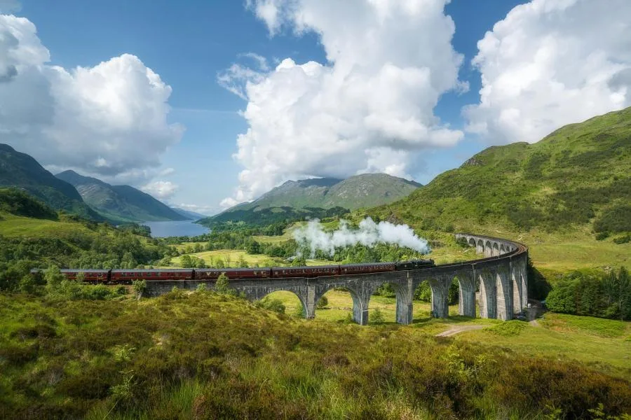 Glenfinnan, Fort William & Glencoe from Edinburgh – photo 1