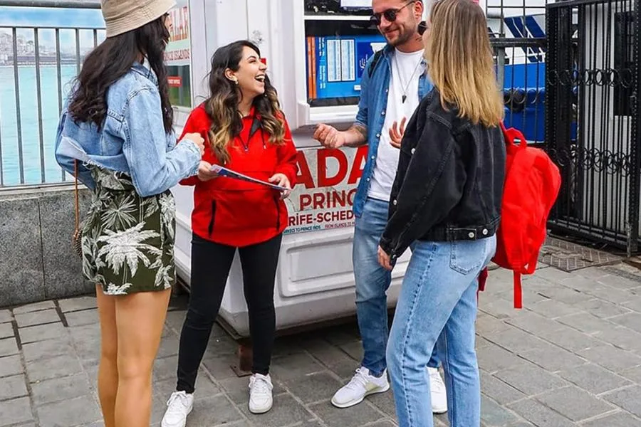 Boğaz ve Haliç Turu: Avrupa Kıyısı Boyunca Sakin Tekne Gezisi