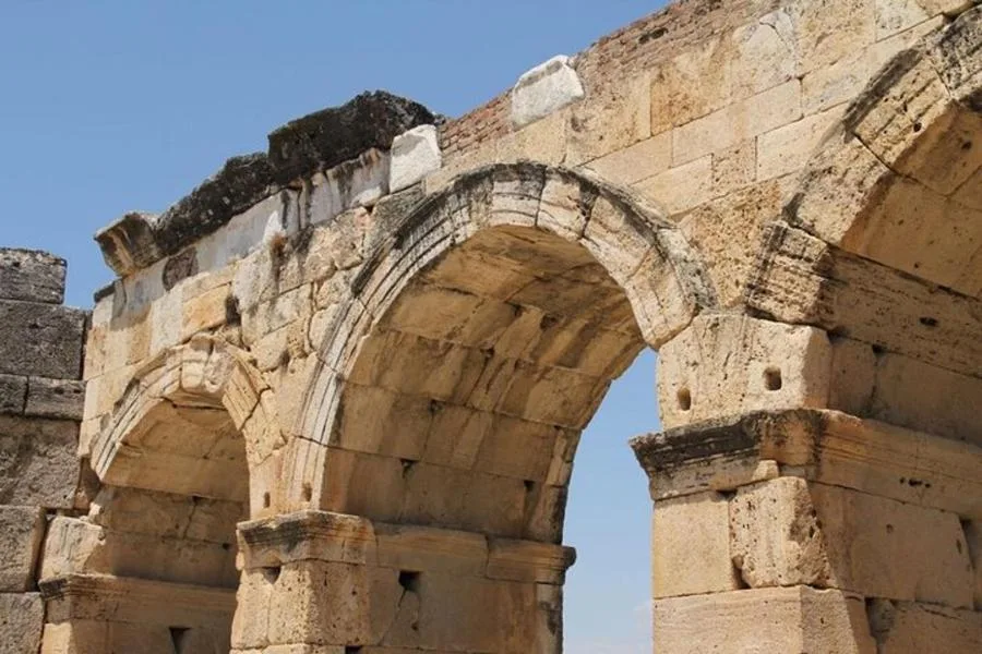 Full-day Pamukkale and Hierapolis Tour from Selcuk or Kusadasi – photo 5