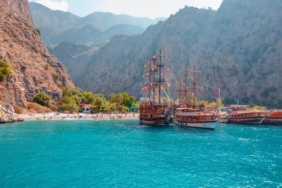Ölüdeniz’den Öğle Yemeği ve Yüzme Molalarıyla Korsan Temalı Tekne Turu – fotoğraf 4