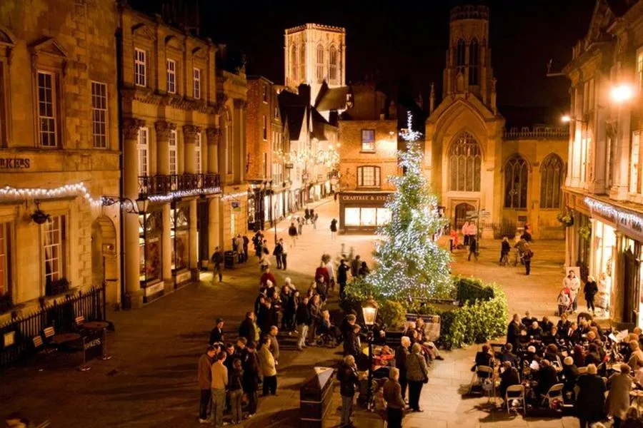 York’ta Noel Rehberli Yürüyüş Turu – fotoğraf 1