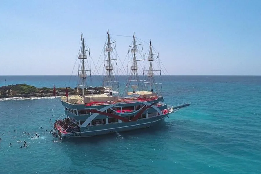 Full Day All Inclusive Boat Ride and Foam Party – photo 3