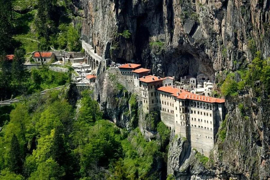 Sümela Manastırı, Zigana ve Hamsiköy Köyü Turu – fotoğraf 2