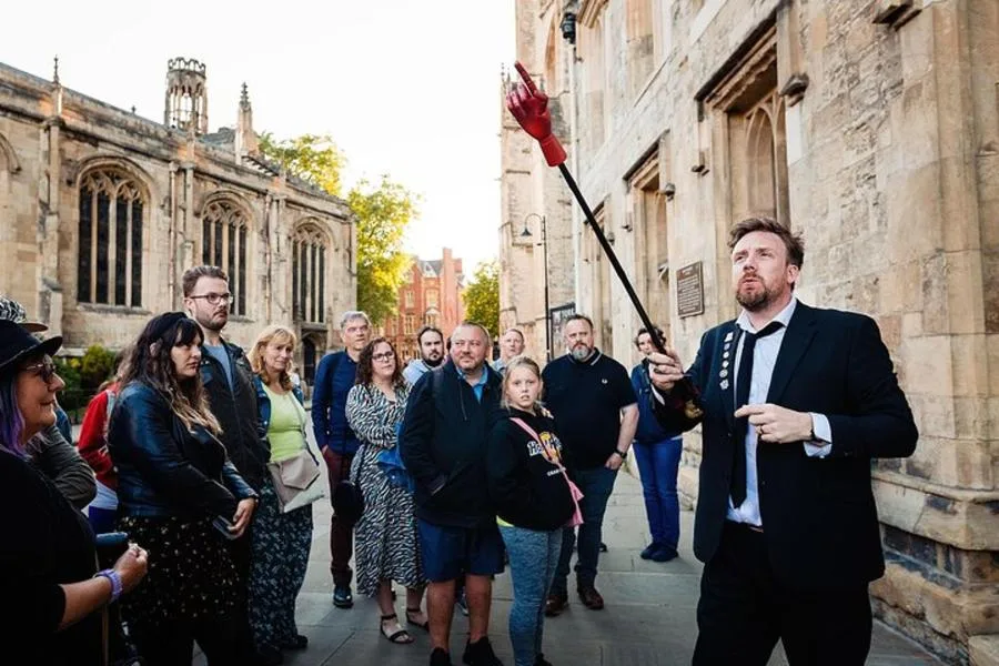 The Deathly Dark Ghost Tour – الصورة 4