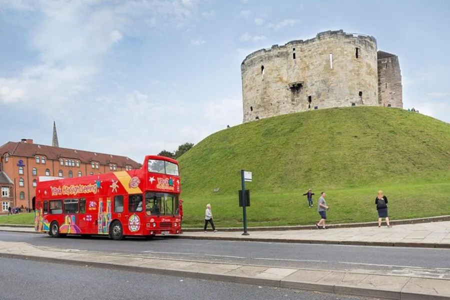24-hour Hop-on, Hop-off Sightseeing Bus Tour – fotoğraf 2
