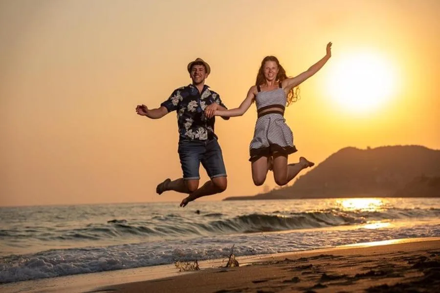 Alanya Tatil Fotoğraf Çekimi – Aileler, Çiftler ve Yalnız Seyahat Edenler