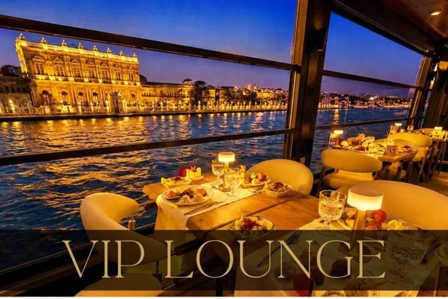Bosphorus Dinner Cruise with Private Table and Turkish Night Show – photo 4