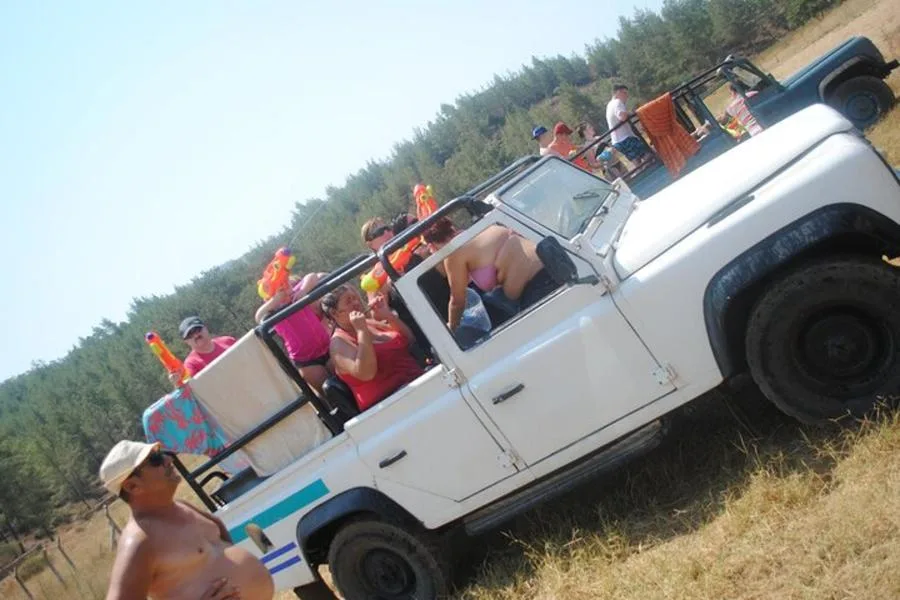 Marmaris & İçmeler Jeep Safari Su Savaşı, Renk ve Köpük Partisi – fotoğraf 2