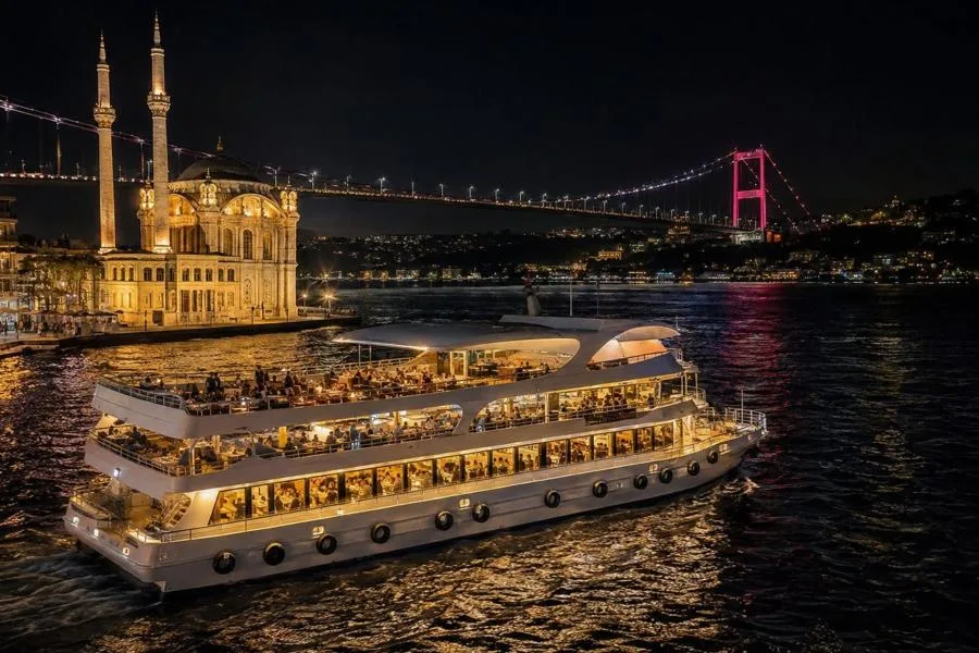 Bosphorus Dinner Cruise with Live Show: Turkish and International Menu – photo 2