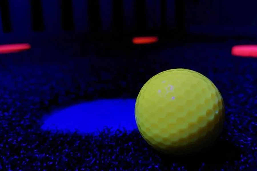 Indoor Illuminated 9 Hole Golf in Matlock Bath Peak District – photo 1