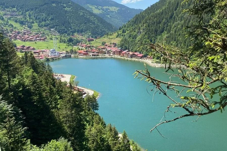 Trabzon Uzungöl Doğa Grup Turu ve Yerel Çay Tadımı – fotoğraf 4
