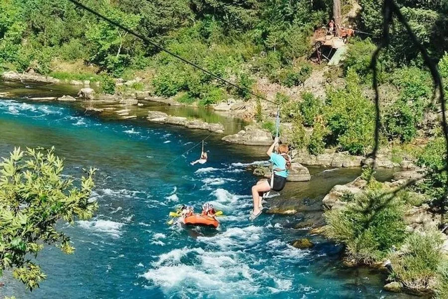 Antalya 4’ü 1 Arada Macera Turu: Rafting, Jeep Safari, Buggy ve Zipline