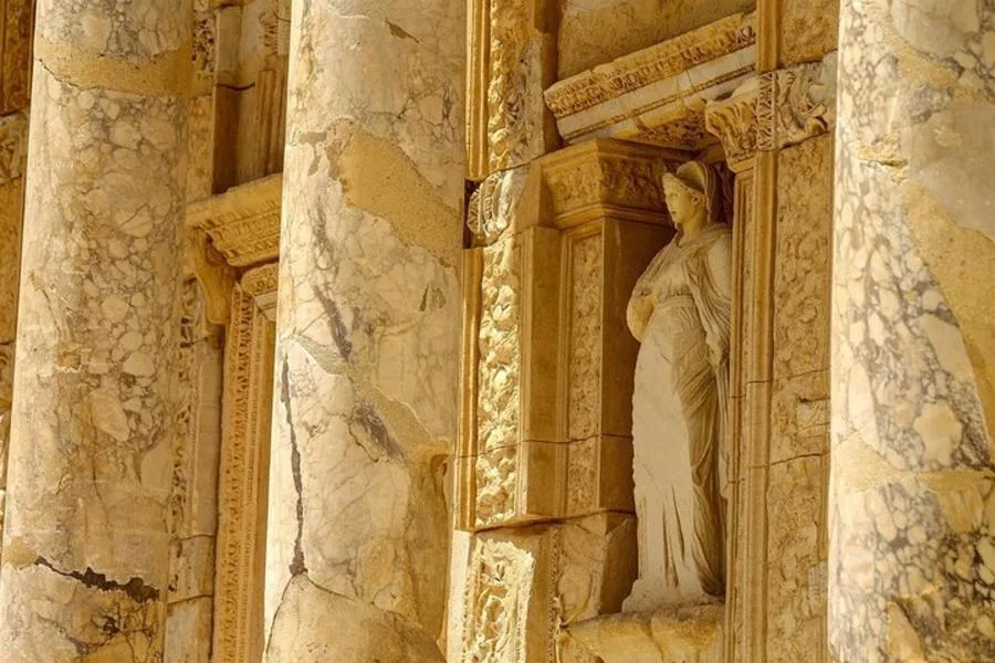 Daily Ephesus & Virgin Mary House Tour from Izmir – الصورة 4