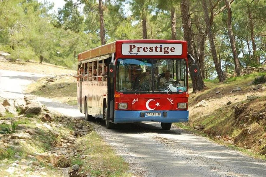 Cabrio Otobüsü ile Mix Turu ve 1 Saatlik Tekne Turu