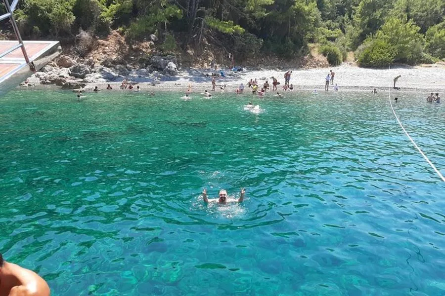 Full-Day Glass bottom Semi Submarine Cruise in Marmaris – الصورة 5