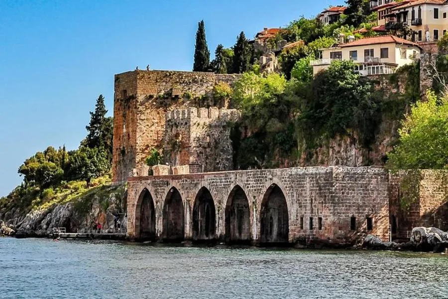 Alanya City Tour with Cable Car & Dimçay Boat Tour–From Side – photo 2
