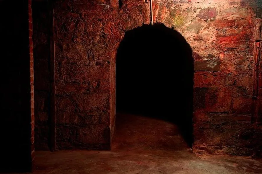 Underground Vaults Walking Tour in Edinburgh Old Town – photo 5