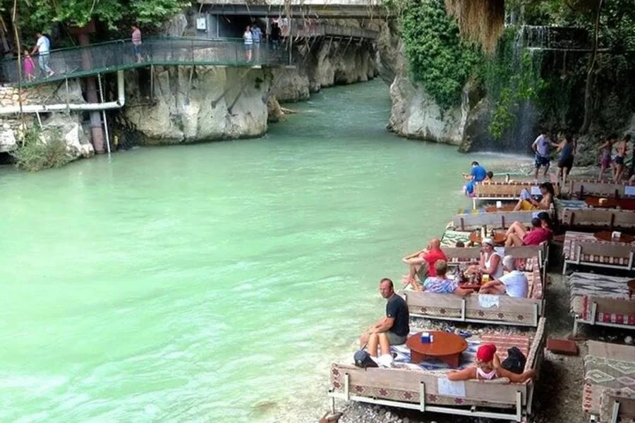 Açık Büfe Öğle Yemeği ile Fethiye Saklıkent Kanyonu Turu