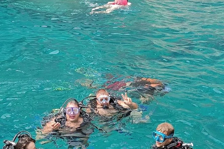 Alanya’da Öğle Yemeğiyle Tüplü Dalış Turu