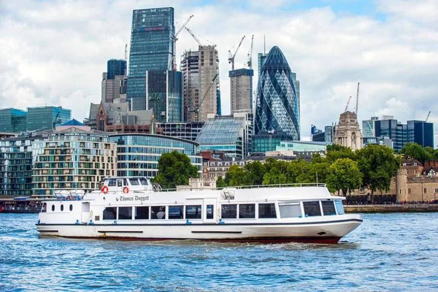 Westminster Greenwich Tekne Turu: Thames’te Canlı Anlatımlı Gezi