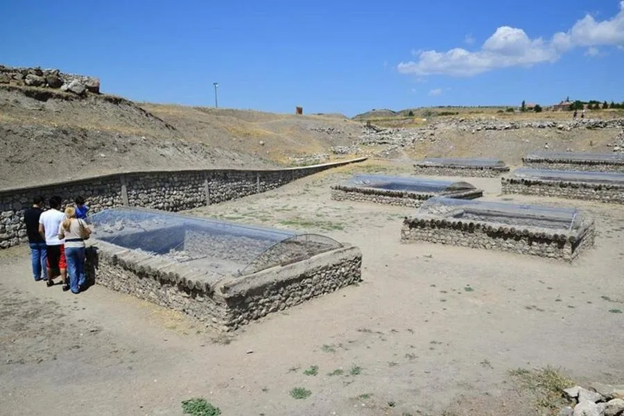 Ankara Bronze Age Private Tour: Hattusas, Yazilikaya & Alacahöyük – الصورة 4