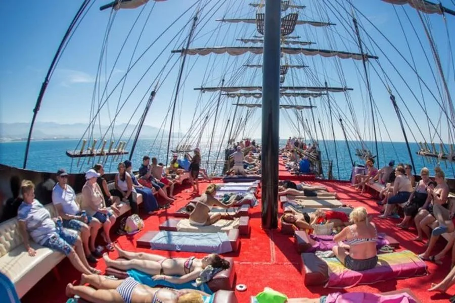 Last King Alanya Pirate Boat Trip – Free Drinks, Alcohol Included – photo 4