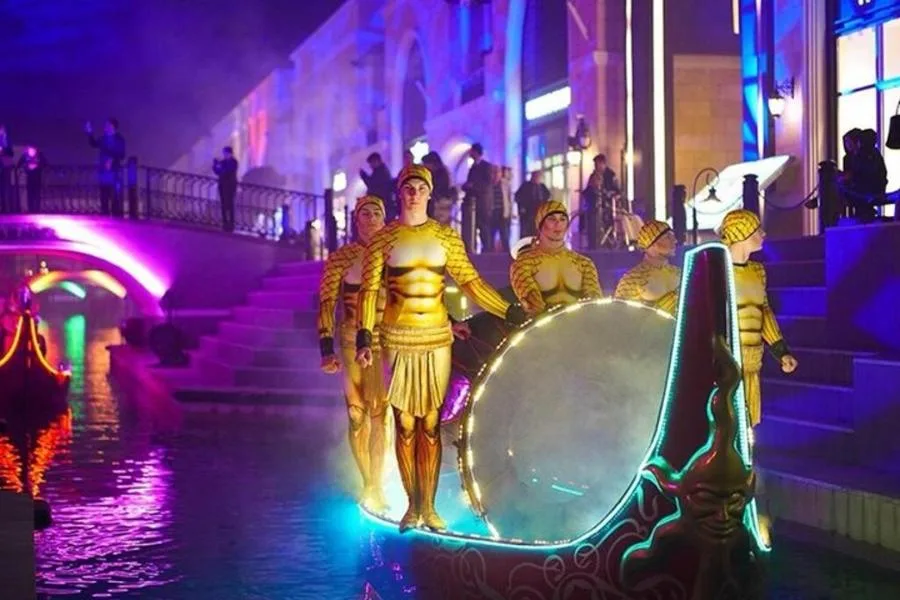 Land of Legends Akşam Turu: Alışveriş Caddesi, Tekne Geçidi ve Transfer – fotoğraf 4