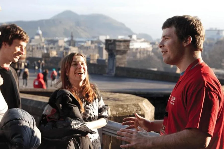 Old Town’s Highlights Walking Tour in Edinburgh – photo 2