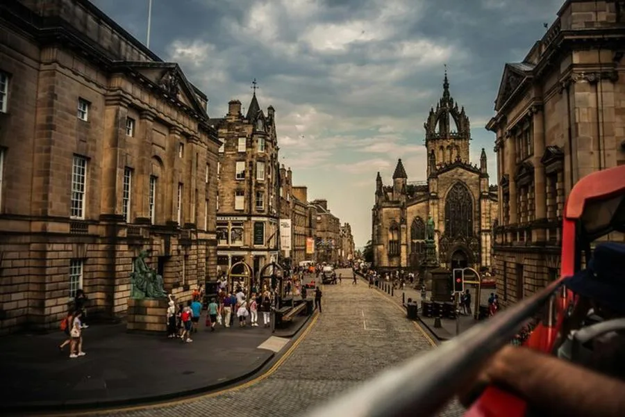 Old Town’s Highlights Walking Tour in Edinburgh – photo 4