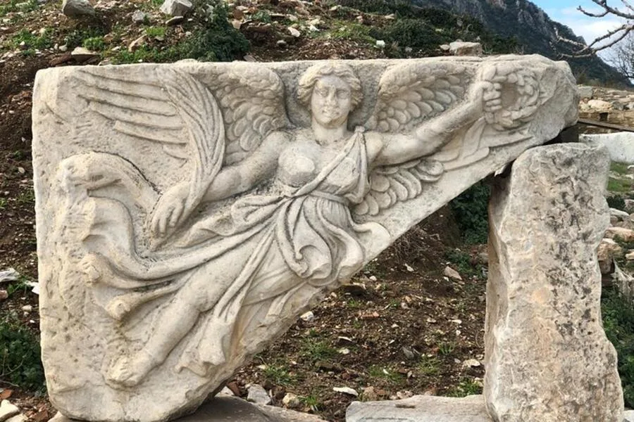 Çeşme Limanı’ndan Özel Efes Günlük Turu/Oteller – fotoğraf 5
