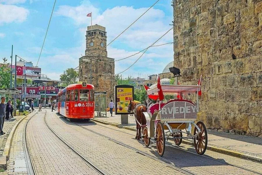Kemer’den Antalya Şehir Turu: Kaleiçi, Düden Şelalesi ve 1 Saatlik Tekne Gezisi – fotoğraf 2