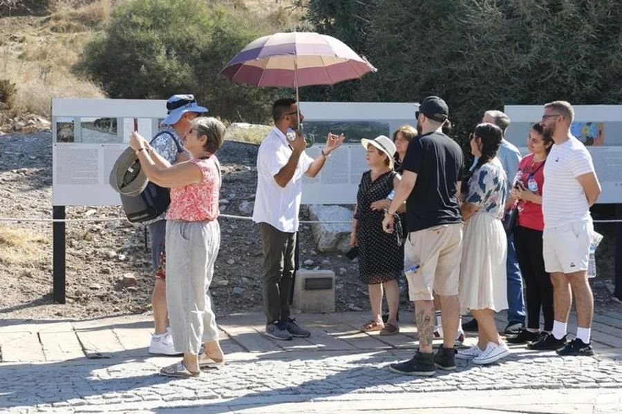 Kuşadası veya Selçuk’tan Küçük Grup Efes Turu – fotoğraf 2