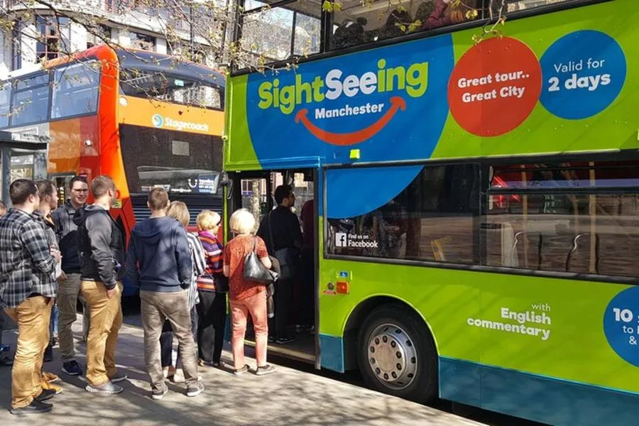 Manchester: Sightseeing Open-Top Bus Tour – الصورة 1
