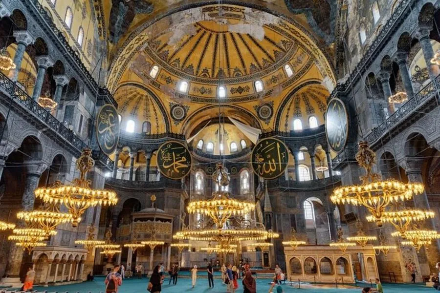 Şerefiye Sarnıcı Dahil Sultanahmet Turu: Ayasofya ve Sultanahmet Camii