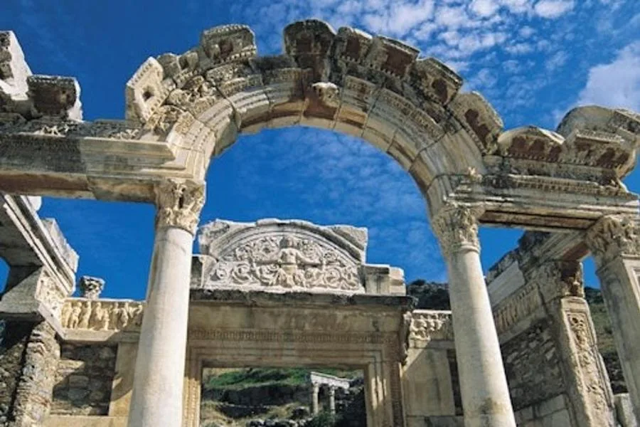 Ephesus Day Tour from Izmir, Kusadasi or Selcuk with Lunch – الصورة 2