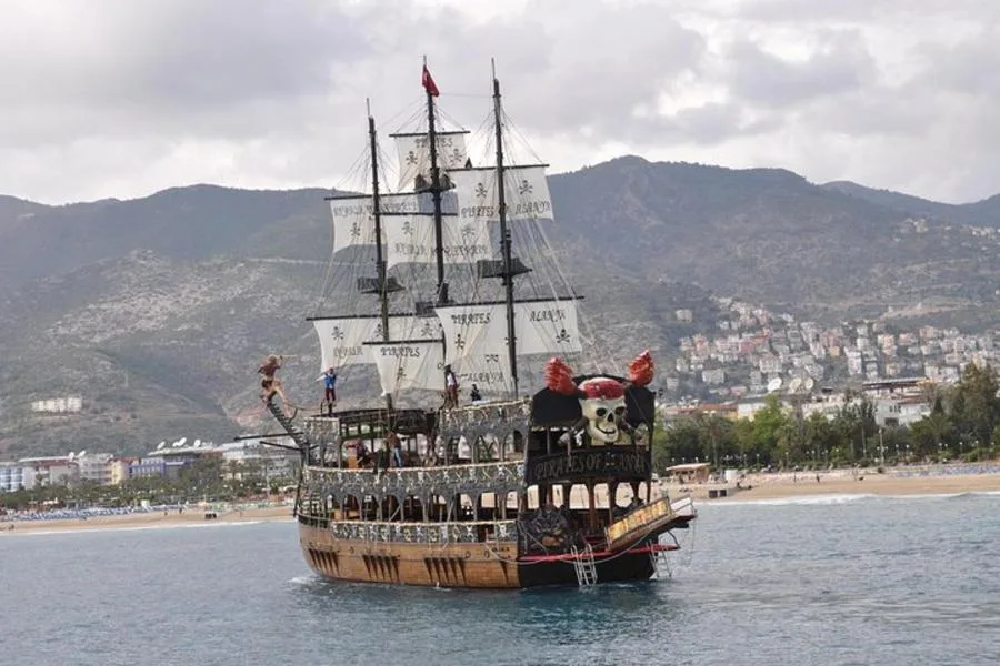 Alanya: Öğle Yemeği ve Alkolsüz İçeceklerle Korsan Tekne Turu – fotoğraf 5