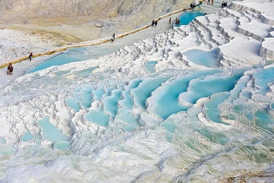Full-Day Pamukkale and Hierapolis Tour with Entry Tickets and Lunch – photo 2
