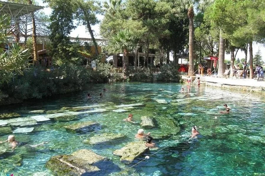 Full-Day Pamukkale and Hierapolis Tour with Entry Tickets and Lunch – photo 3