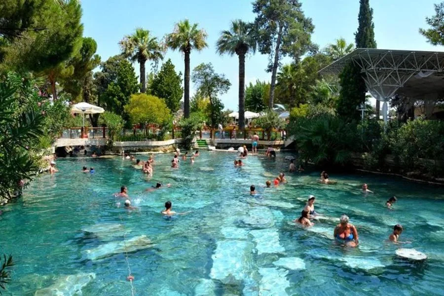 Full-Day Pamukkale and Hierapolis Tour with Entry Tickets and Lunch – photo 4