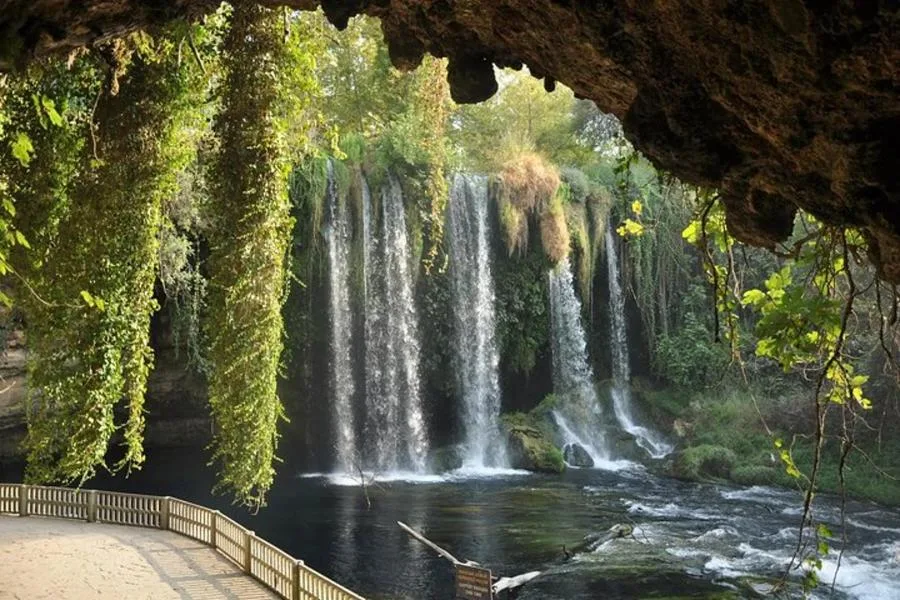 Antalya Şelaleler ve Tekne Turu: İki Şelale, 1 Saatlik Tekne ve Kaleiçi – fotoğraf 3