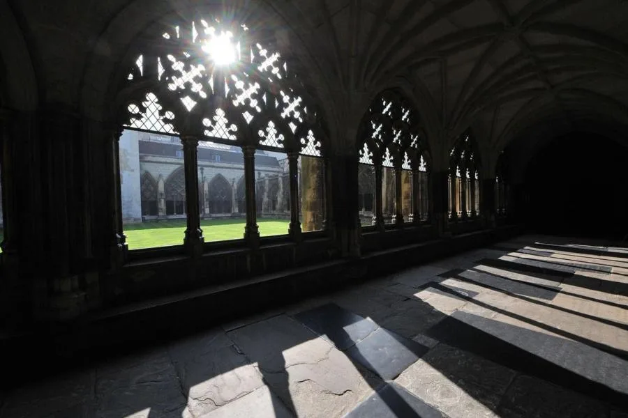 Westminster Manastırı Sesli Rehberli Giriş: Taç Giyme Koltuğu ve Şairler Köşesi – fotoğraf 3