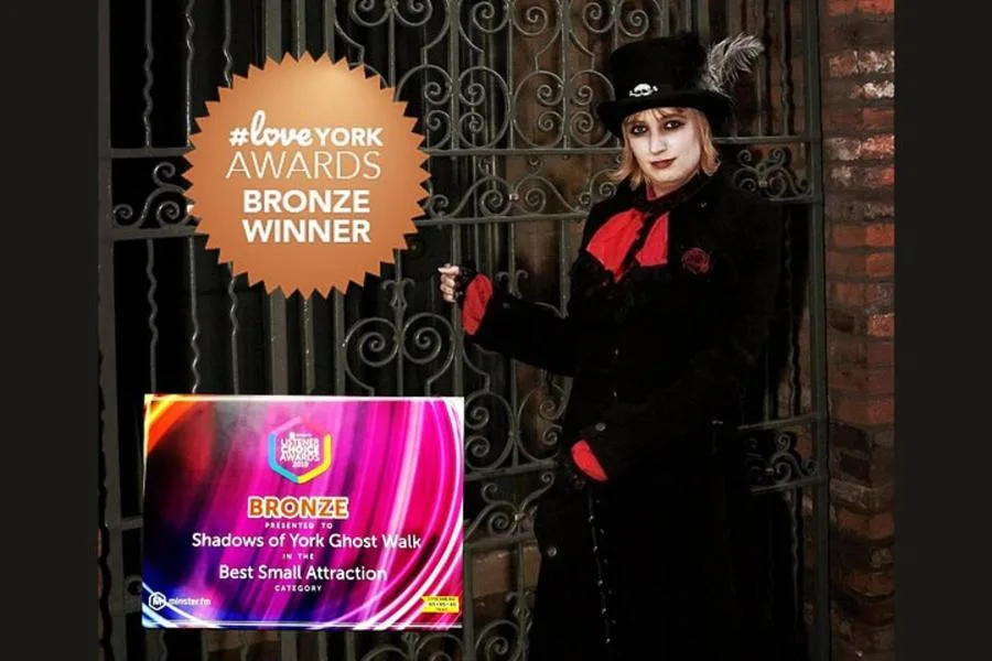 Shadows of York: Ghost Walk and Horrible History. – الصورة 4