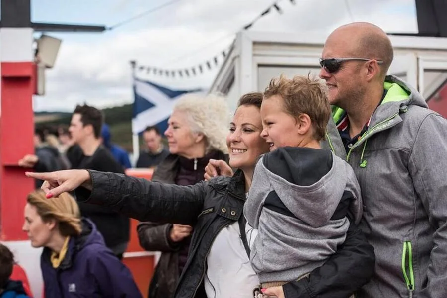Stunning 90-Minute Firth of Forth Sightseeing Cruise Adventure – photo 3