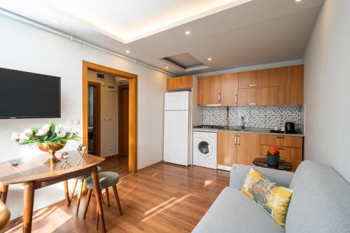 Junior Suite Partial Sea View