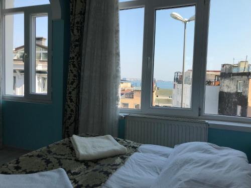 Deluxe Çift Kişilik Oda - Yandan Deniz Manzaralı