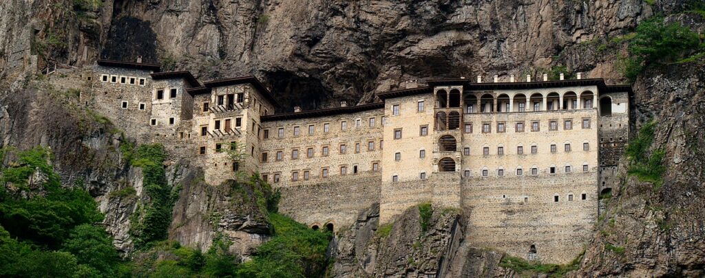 Evcil Hayvan Kabul Eden Otel Rezervasyonu: Türkiye Rehberi